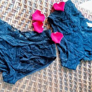 Pretty Sexy Vintage Enchanted Black Lace Panties x2 Excellent Condition!